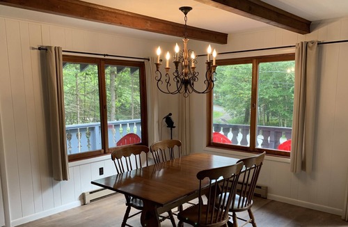 Winhall Cottage | Perfect Ski Chalet + Stratton Shuttle - Strattonwald