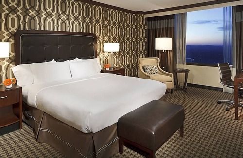 Alexandria West Hotel | Perfect Spot for Unwinding! 2 Swimming Pools, Pet-friendly Property!