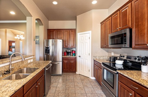 Forney House | Perfect Stay in Ranch-like House with Huge Backyard!