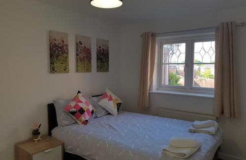 Broadheath Apartment | Perfect Stay Manchester