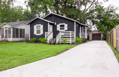 Murray Hill House | ~Perfect Stay Says Garrett Sleeps 7 Spa & Hammock~