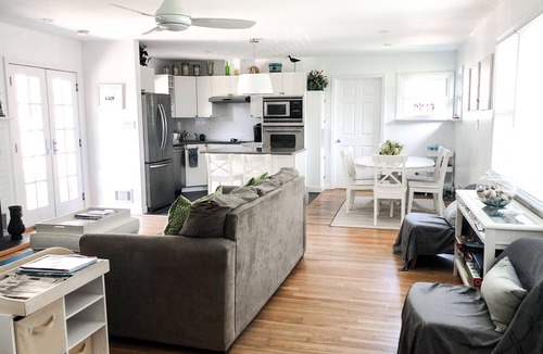 Bay Point House | Perfect Summer Retreat in Sag Harbor - Walk to Beach