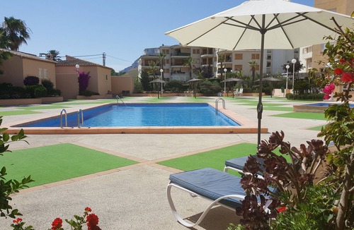 Javea House | Perfect Summer/Winter let.Ideally Located for Beach/Rests/Shops. Air Con/Wi-f