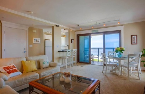 Village of La Jolla Condo | Perfect Sunsets - Unobstructed views of the ocean