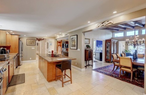 Fort Lauderdale House | Perfect Waterfront 6 Bedroom Home with Heated Pool