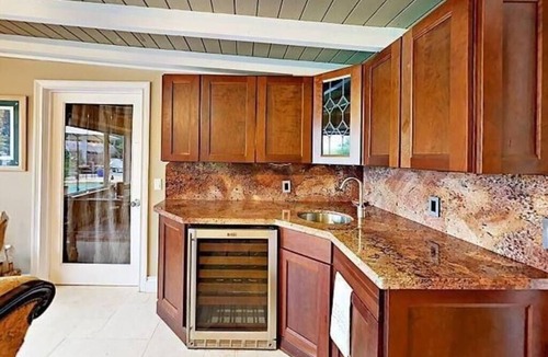 Fort Lauderdale House | Perfect Waterfront 6 Bedroom Home with Heated Pool