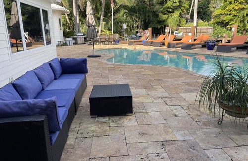 Fort Lauderdale House | Perfect Waterfront 6 Bedroom Home with Heated Pool