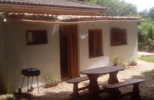 Vaux Cottage | Perfect Woodland Gite - for 2 people