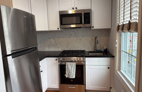 Union City Apartment | Perfect World Cup stay. 10 mins to MetLife and Manhattan