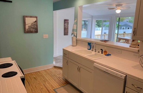 New Buffalo House | Perfect year-round getaway!
