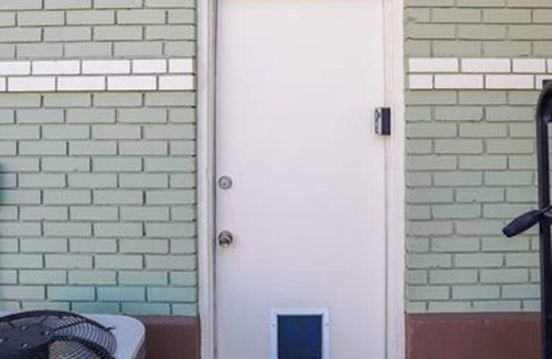 Central City Apartment | Perfectly Darling Downstairs Studio with Amenities