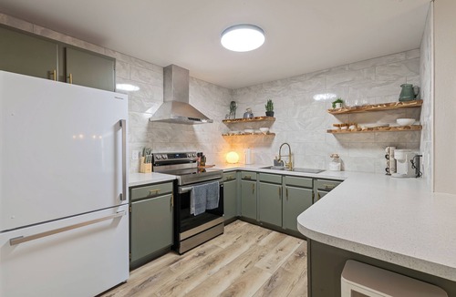 Ridgefield House | Perfectly located Home w/Spa & Mini Golf
