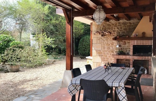 Murgia House | Perfectly Located Holiday Home with Garden and BBQ