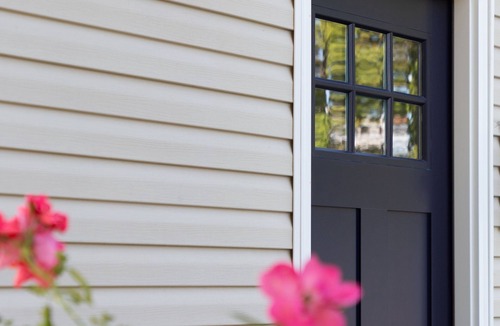 Ashland House | Perfectly Petite!