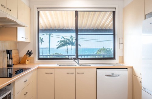 Woolgoolga House | Perfectly positioned between Woolgoolga’s beautiful beaches