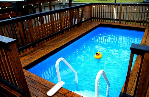 George Bush Park/Eldridge House | Pergola Lounge + Pool Deck + Basketball