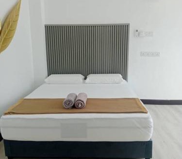 Kampung Pasir Hantu Hotel | Perhentian Bay Chalet