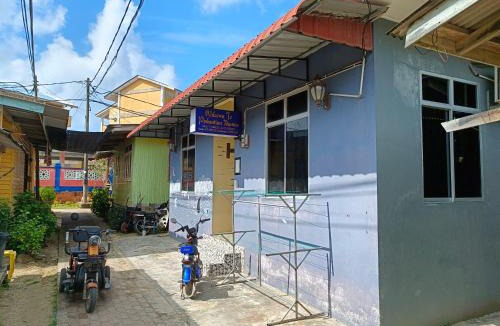 Kampung Pasir Hantu House | Perhentian Idaman