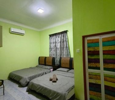 Kampung Pasir Hantu House | Perhentian Idaman