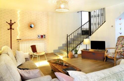 Munebrega House | PERIQUiNA CASA RURAL CON ENCANTO