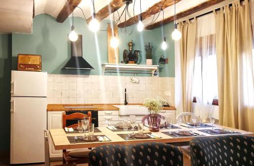 Munebrega House | PERIQUiNA CASA RURAL CON ENCANTO