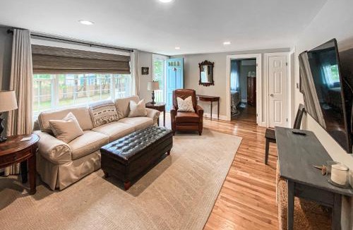 Northwest Harwich House | Periwinkle House