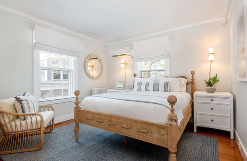 Nantucket Town Bed & Breakfast | Periwinkle Inn