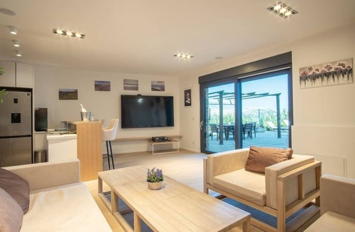 Bosana Apartment | Perla Nera Heated pool & sauna