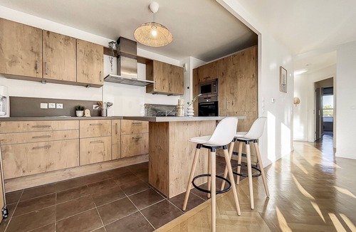 Ermont Apartment | Perle Rare Spacieux