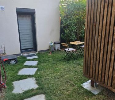 Saint-Gratien Apartment | Perle Urbaine : Jardin Spacieux!