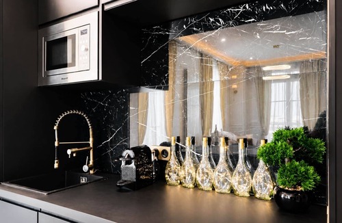 Centre Ville Apartment | Perret Business Suite-Hyper center-Parking available