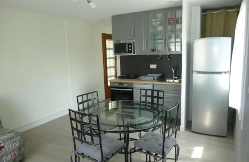 Nazelles-Negron Apartment | Perreux