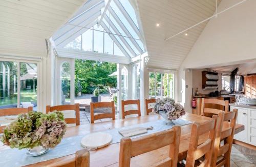 Preston House | Perry Farm by Bloom Stays