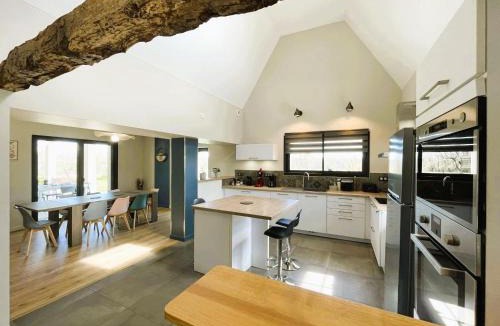 Mialos House | Perry