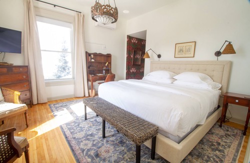 Potsdam Hotel | Pert House