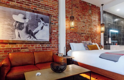 Stratford Hotel | Perth County Inn