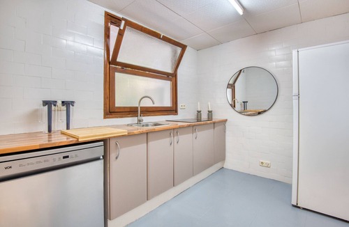 Pals Ski Chalet | PESCADORS: Recently renovated house 200 metres from Pals beach