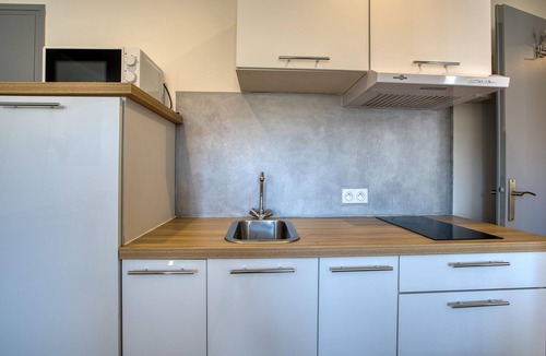 Le Chateau-d'Oleron Apartment | Pet friendly apartment