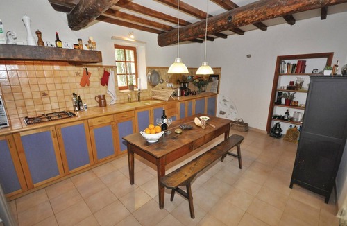 Murviel-les-Beziers House | Pet friendly home in Murviel-lès-Béziers
