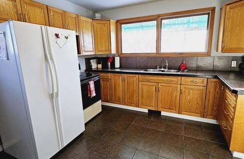Esterhazy House | Pet friendly 1 bedroom bungalow