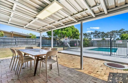 Urangan House | Pet friendly,100m to Beach&Cafe