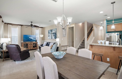 Laurel Grove House | Pet Friendly ~ 2 Golf Carts ~ Spacious Home