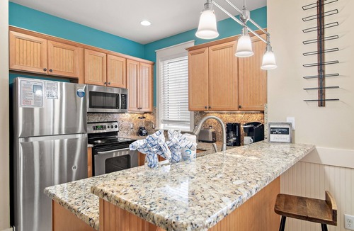 Laurel Grove House | Pet Friendly ~ 2 Golf Carts ~ Spacious Home