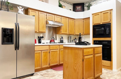 Allen House | Pet-Friendly 3-bedroom w/Hot Tub
