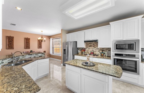Murphy House | Pet-friendly 4-bedroom + Office and Game Room