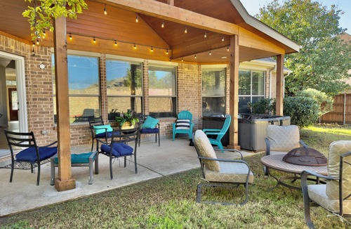 Murphy House | Pet-Friendly 4-Bedroom+Office, Pool Table, Hot Tub