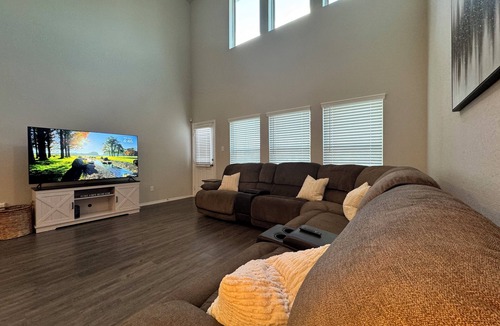 San Antonio House | Pet-Friendly 4BR Home in Northwest San Antonio | Cozy & Convenient