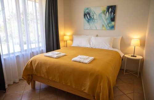 Murtho House | Pet friendly accommodation on the Murray River - 3 bedroom listing