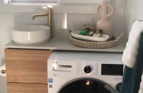 West Ryde Apartment | Pet Friendly Acer Arena Accommodation