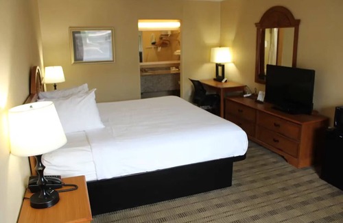 Lynchburg Hotel | Pet‑Friendly & Affordable – Explore Lynchburg with Ease